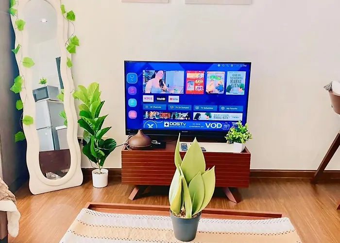 Apartment Poblacion Makati With Pool, Gym, Jacuzzi, Pool Table And Fast Wifi Manila